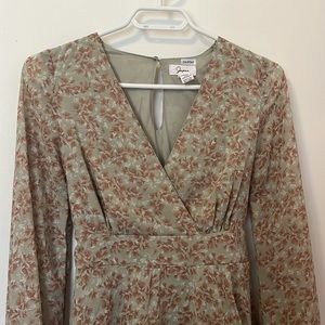 3/$20. Puffed sleeves tiered dress